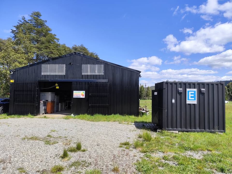 Se Arrienda y/o Vende Bodega en Parcela