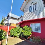 Casa con Local Comercial