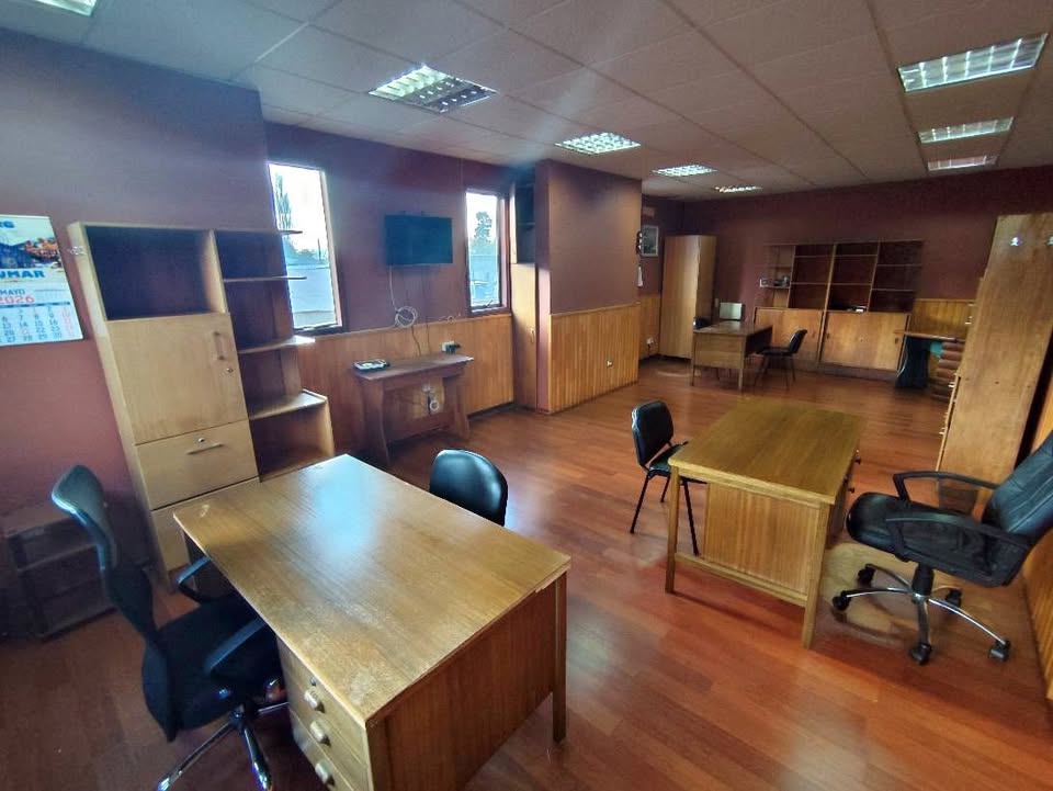 Se Arriendan Oficinas Amobladas